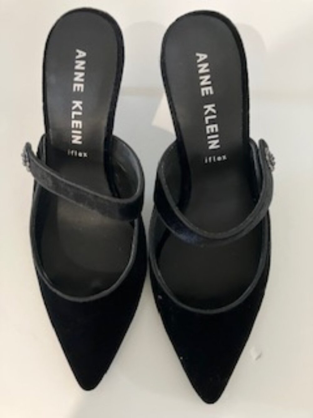 Anne Klein  AKRayonna-C ,Black Velvet Pumps,iflex.9,5